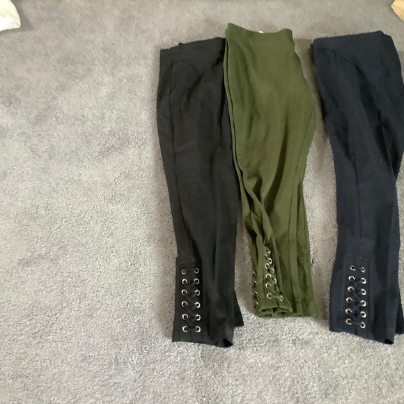 Three pair Susan Graver leggings. - Picture 1 of 1